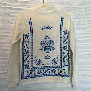 VINTAGE 1960’s Mockneck Blue EMBROIDERED Pullover